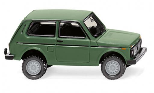 Lada Niva 1/87 Wiking grün modellautos