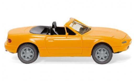 Modellautos Mazda MX5 1/87 Wiking gelb 1989 Mazda MX5 1/87 Wiking gelb 1989 modellautos