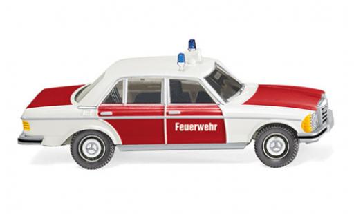 Modellautos Mercedes 240 1/87 Wiking D (W123) Feuerwehr 1975 Mercedes 240 1/87 Wiking D (W123) Feuerwehr 1975 modellautos