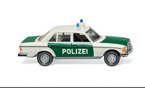 Modellautos Mercedes 240 1/87 Wiking D (W123) Polizei 1975 Mercedes 240 1/87 Wiking D (W123) Polizei 1975 modellautos