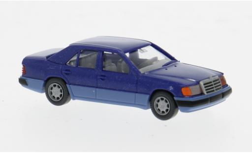 Modellautos Mercedes 260 1/87 Wiking E (W124) blau 1984 1:87 Mercedes 260 1/87 Wiking E (W124) blau 1984 1:87 modellautos