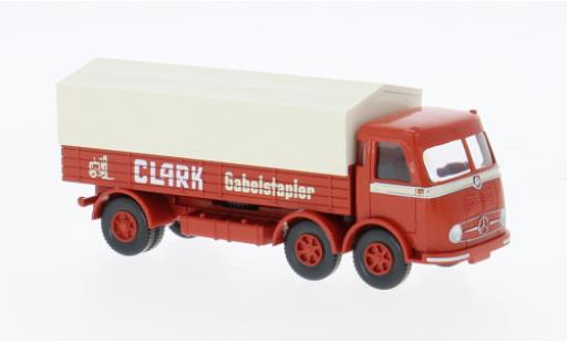 Mercedes CLA 1/87 Wiking LP 333 1958 Clark Gabelstapler 1:87 modellautos